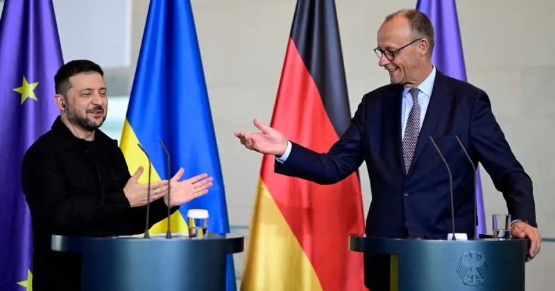 Зеленський та Мерц обговорили спільні дії у відповідь на удари росії