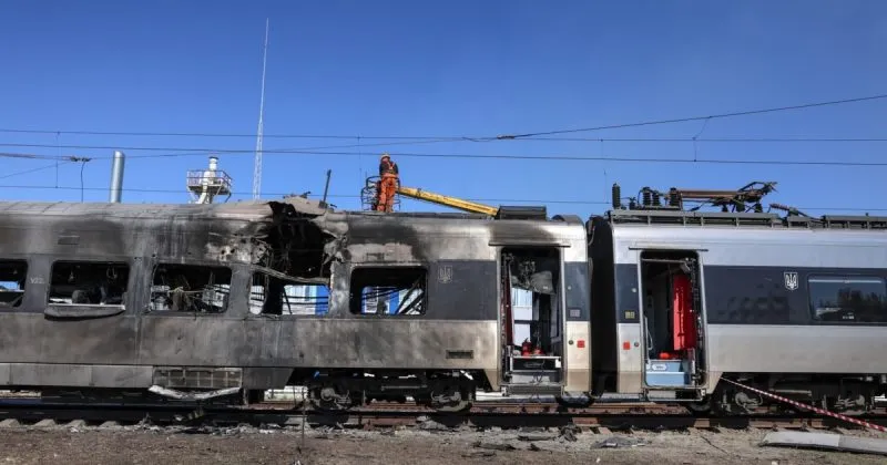 Поранені машиністи та затримки потягів через обстріли УЗ