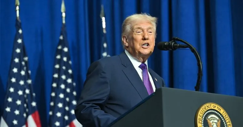 Трамп продовжив санкції проти росії на один рік