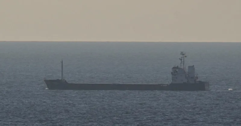 Російська армія вразила цивільне судно в Чорному морі: постраждалі