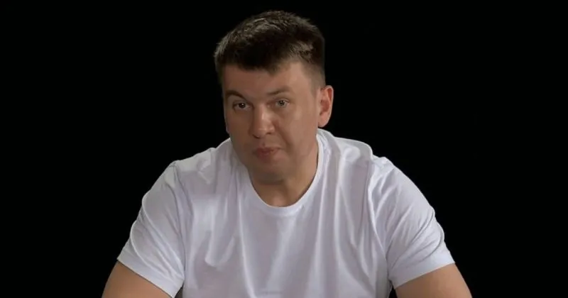 Ілля Ремесло, провладний блогер, вийшов з психіатричної лікарні
