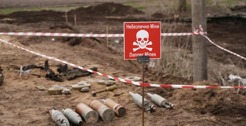 Співпраця України та Анголи в гуманітарному розмінуванні