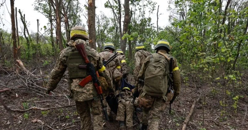 На фронті зафіксовано 128 бойових зіткнень, 24 атаки на Покровському напрямку