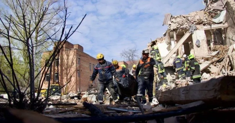 31 постраждалий від російських атак у Дніпрі залишається в лікарні
