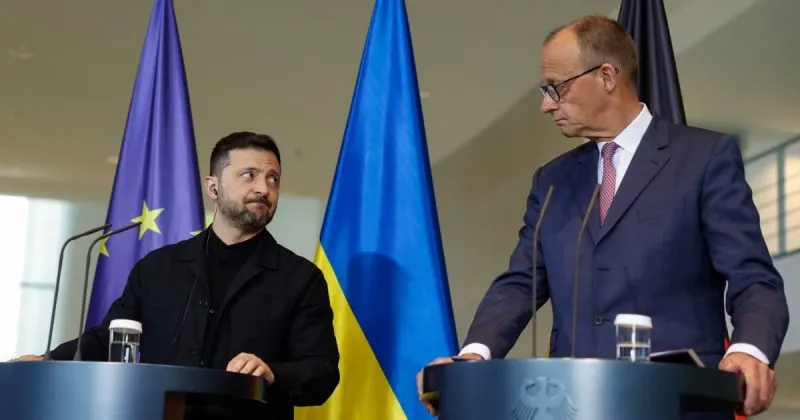 Мерц і Зеленський обговорили питання виїзду чоловіків призовного віку