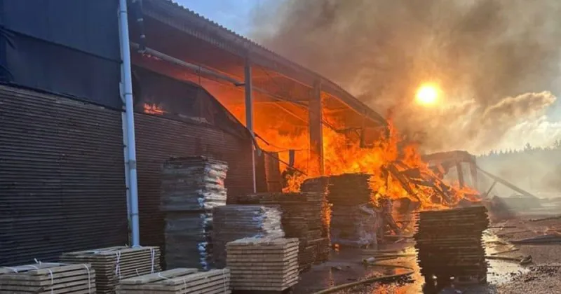 Двоє поранених і 4,5 тисячі споживачів без світла внаслідок атак