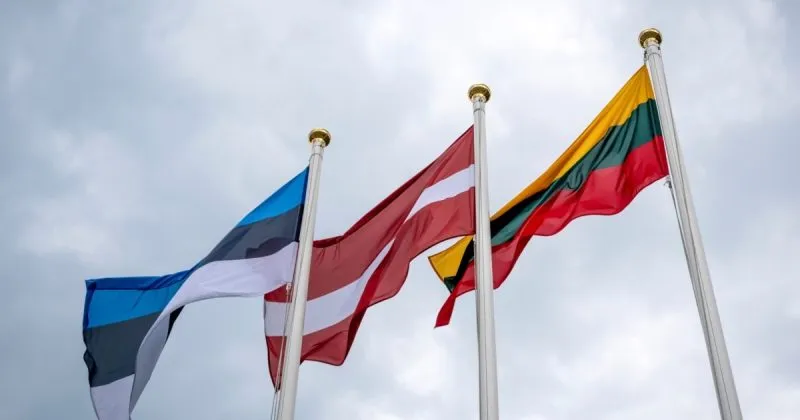 Балтійські країни спростовують звинувачення росії у використанні їх територій