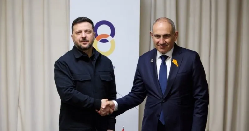 Зеленський обговорив співпрацю з Вірменією під час історичного візиту